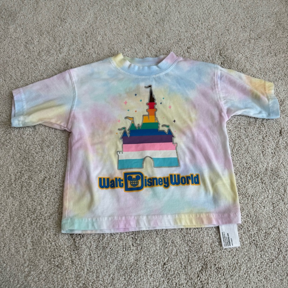 NWOT Walt Disney World Tie Dye PRIDE Tee w/ Cinderellas Castle